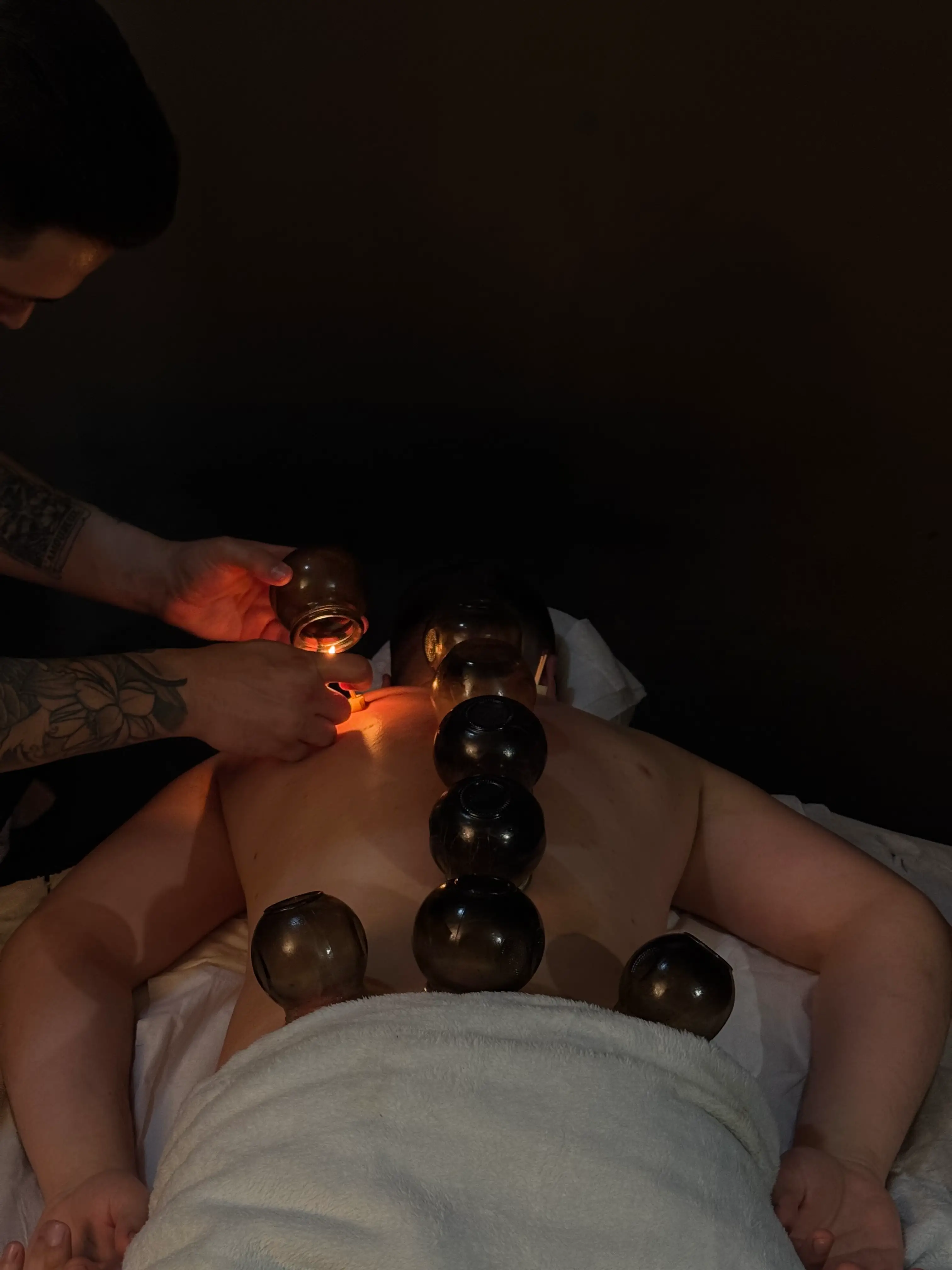 Terapia me kupa me flakë — Release Health Therapy Tiranë